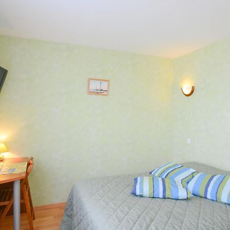 Au P'Tit Quinquin Hotel Le Val-Saint-Père Buitenkant foto